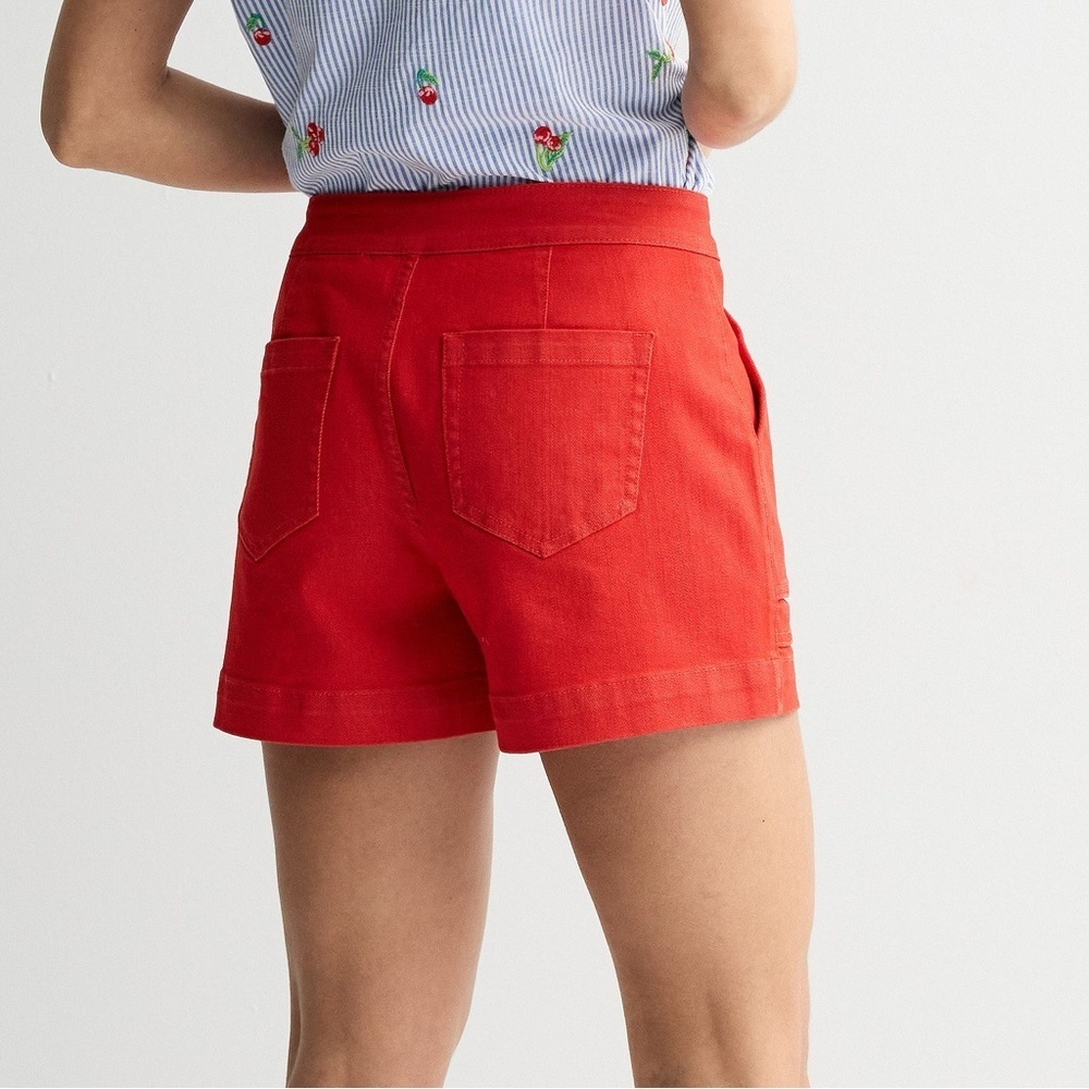NWOT - Women's Draper James Flap Pocket Denim Shorts in Red - Size 12 - Picture 2 of 8